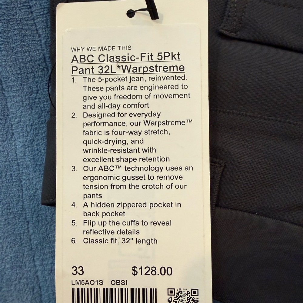 lululemon athletica ABC Classic-Fit Cargo Pant in Obsidian